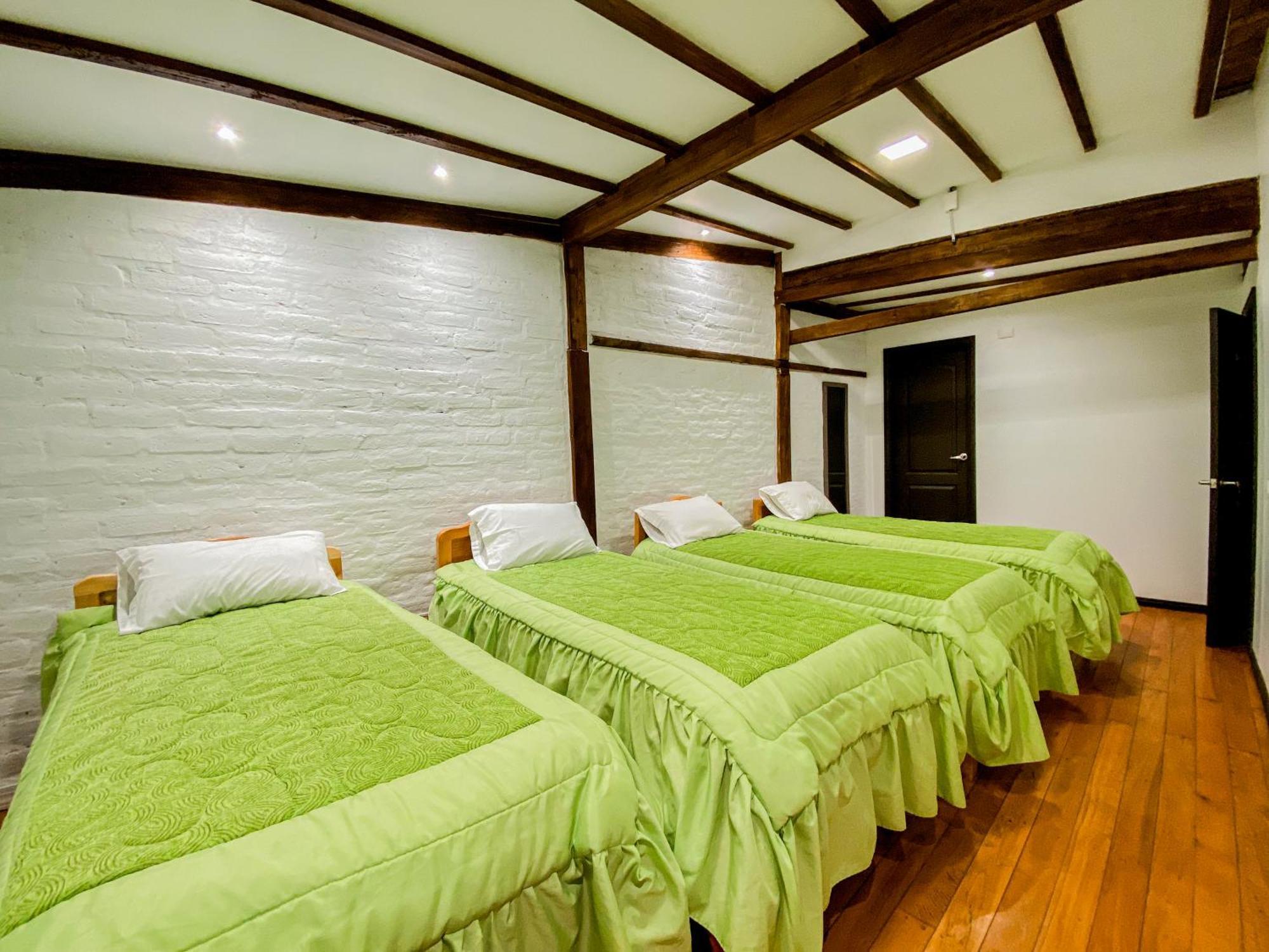 Chuza Longa Home Guamote Εξωτερικό φωτογραφία
